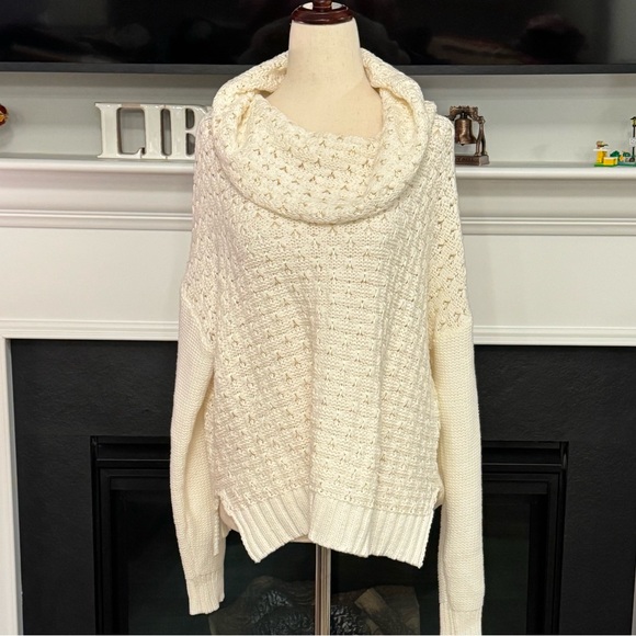 🤍 Nine West Jeans Cream Knit Cowl Neck Sweater – Size Medium - Picture 1 of 10